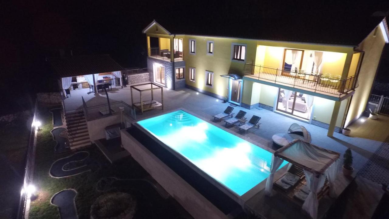 Villa Bambi Moscenicka Draga Exterior photo