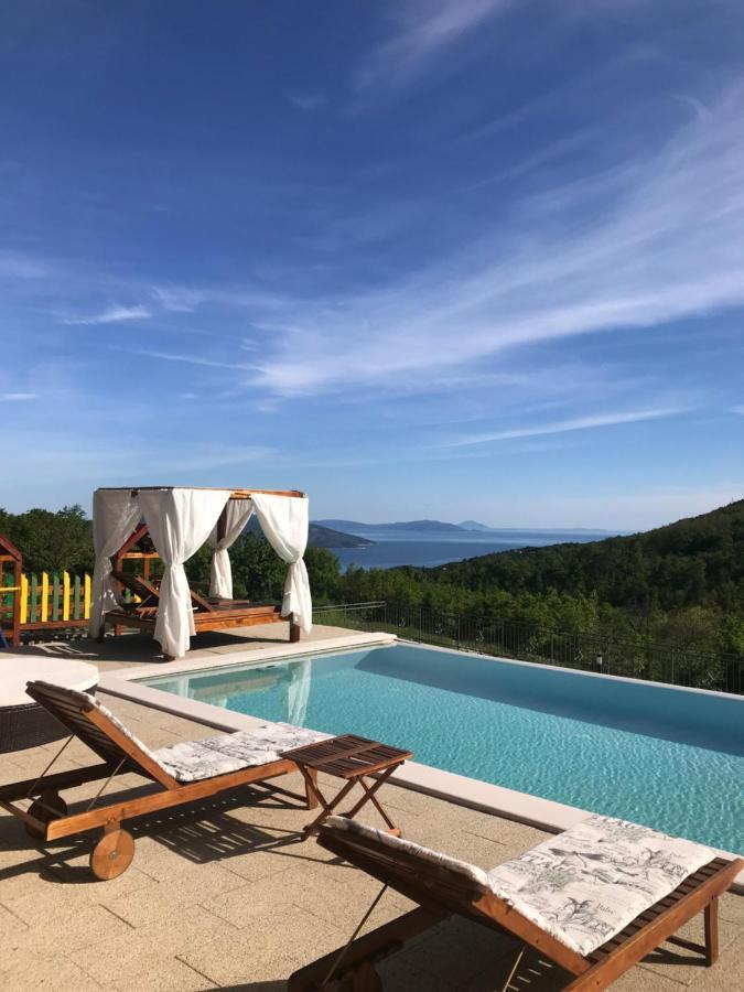Villa Bambi Moscenicka Draga Exterior photo