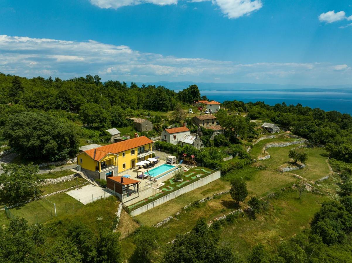 Villa Bambi Moscenicka Draga Exterior photo